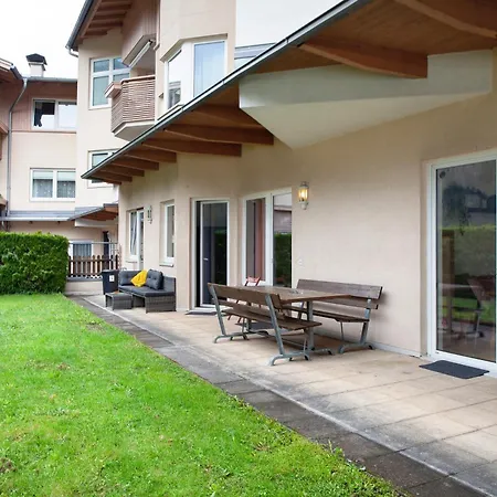 Tux Apartament